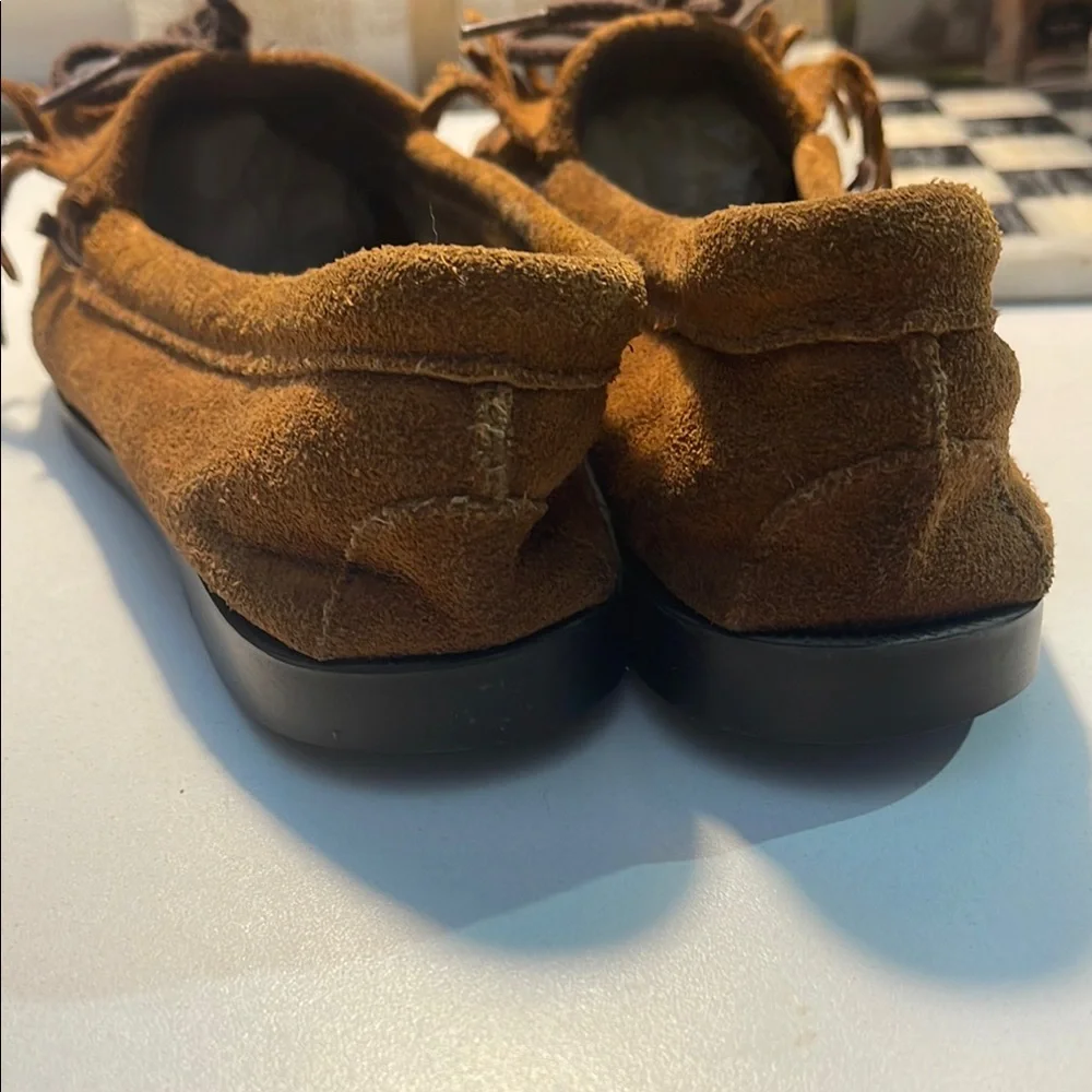 Minnetonka Leather Tan Moccasins with Beaded Accents - Picture 9 of 12